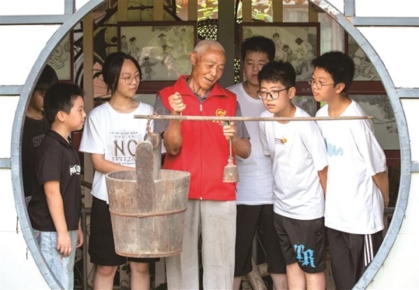村史館_副本.jpg